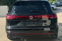 Volkswagen Touareg din 2023 cu 31.985 km - oferta VOL163146 - foto 3