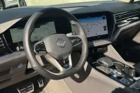 Volkswagen Touareg din 2023 cu 31.985 km - oferta VOL163146 - foto 18