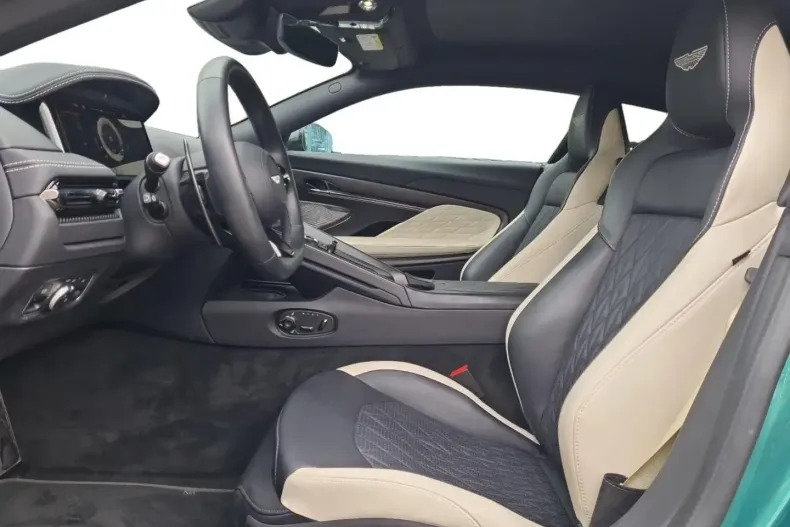 Aston Martin DB12 din 2024 cu 7.294 km - oferta AST163148 - foto 11