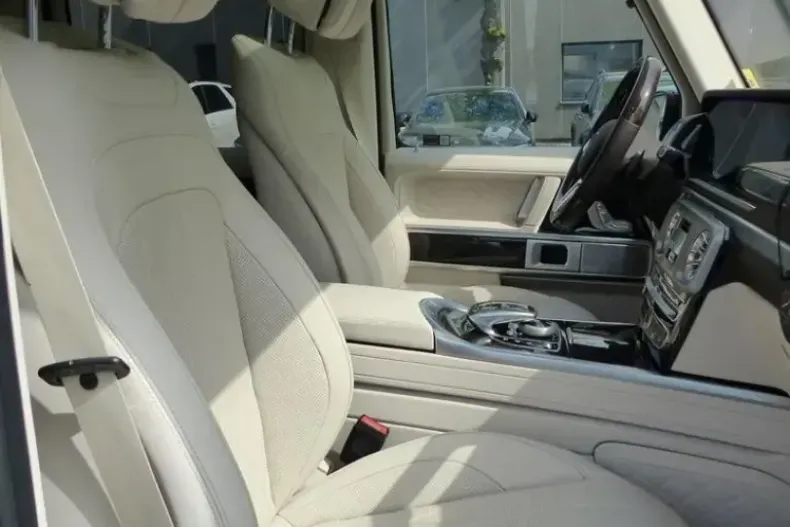 Mercedes-Benz G 400 din 2021 cu 7.100 km - oferta MER163155 - foto 12