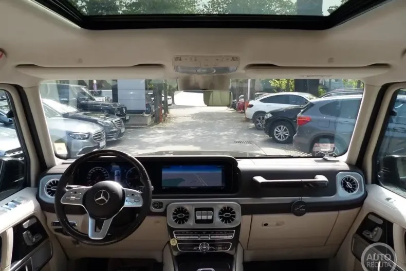 Mercedes-Benz G 400 din 2021 cu 7.100 km - oferta MER163155 - foto 24