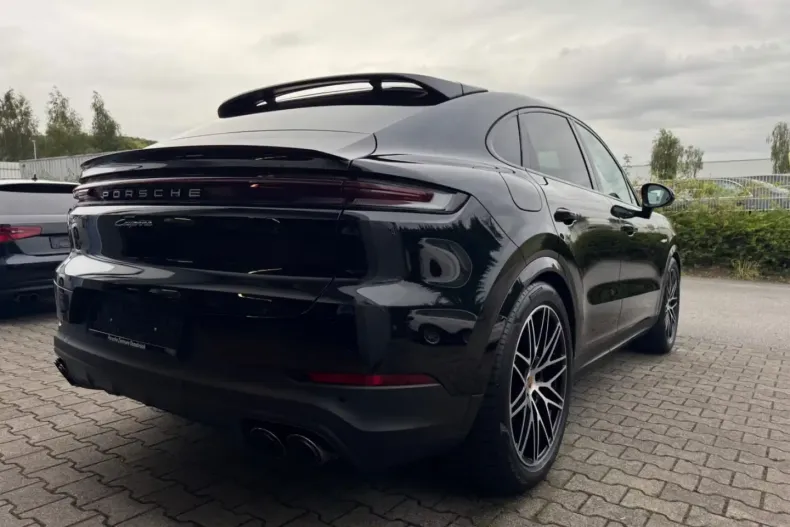 Porsche Cayenne din 2025 cu 9.900 km - oferta POR163159 - foto 3