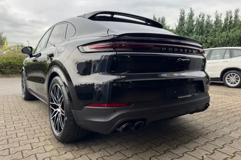 Porsche Cayenne din 2025 cu 9.900 km - oferta POR163159 - foto 4