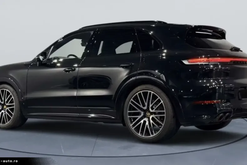 Porsche Cayenne din 2024 cu 62.400 km - oferta POR163161 - foto 13