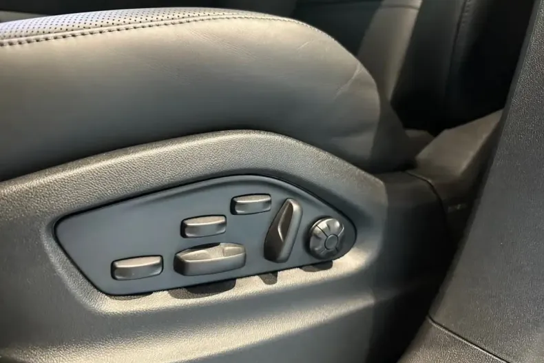 Porsche Cayenne din 2025 cu 4.800 km - oferta POR163162 - foto 6