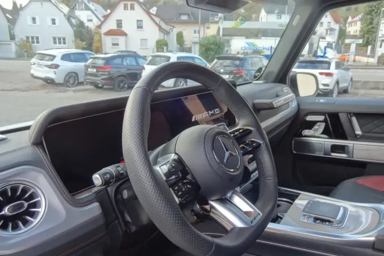 Mercedes-Benz G 63 AMG din 2025 cu 13.000 km - oferta MER163167 - foto 11