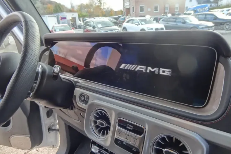 Mercedes-Benz G 63 AMG din 2025 cu 13.000 km - oferta MER163167 - foto 18