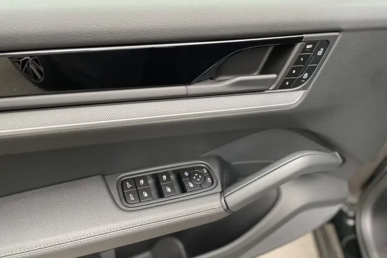 Porsche Cayenne din 2025 cu 6.000 km - oferta POR163172 - foto 14