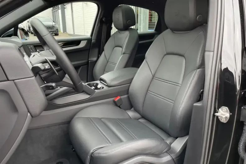 Porsche Cayenne din 2025 cu 6.000 km - oferta POR163172 - foto 21