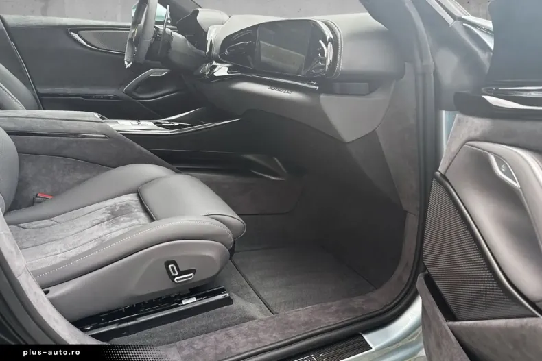 Ferrari Purosangue din 2024 cu 2.050 km - oferta FER163176 - foto 12