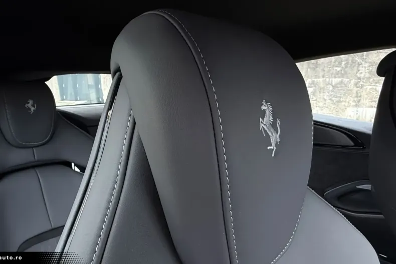 Ferrari Purosangue din 2024 cu 2.050 km - oferta FER163176 - foto 15