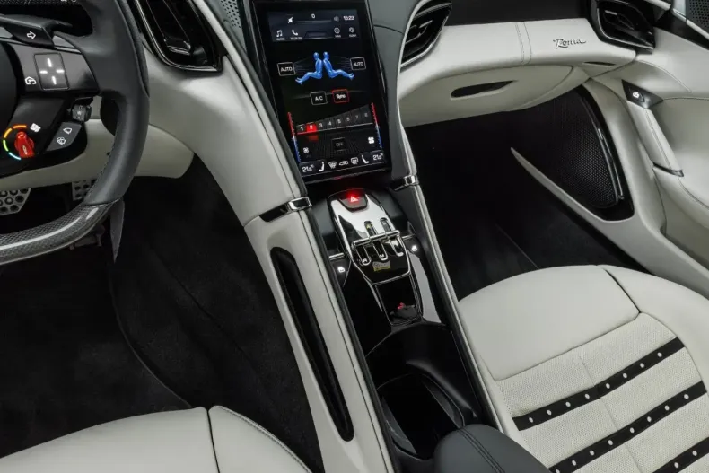 Ferrari Roma din 2024 cu 7.500 km - oferta FER163180 - foto 14