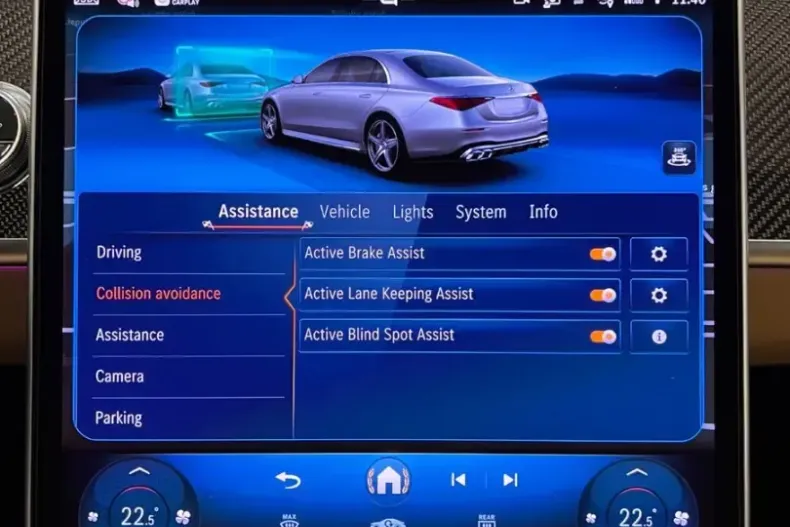 Mercedes-Benz S 63 AMG din 2024 cu 10.740 km - oferta MER163181 - foto 26