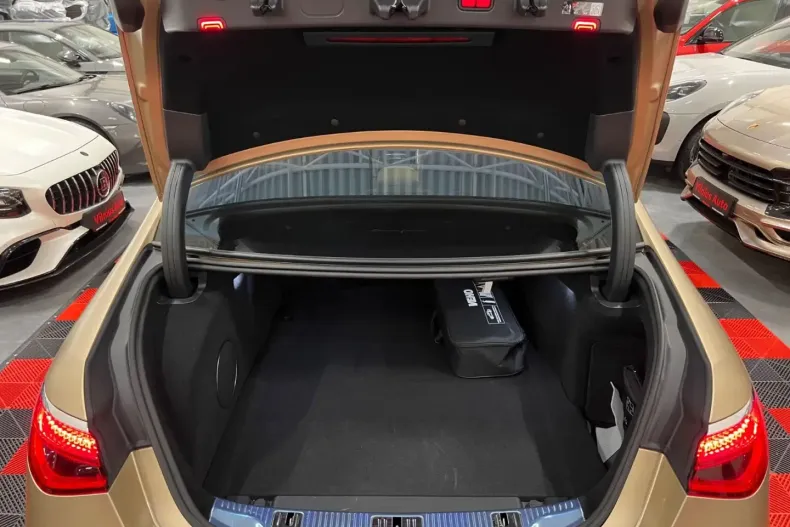 Mercedes-Benz S 63 AMG din 2024 cu 10.740 km - oferta MER163181 - foto 41