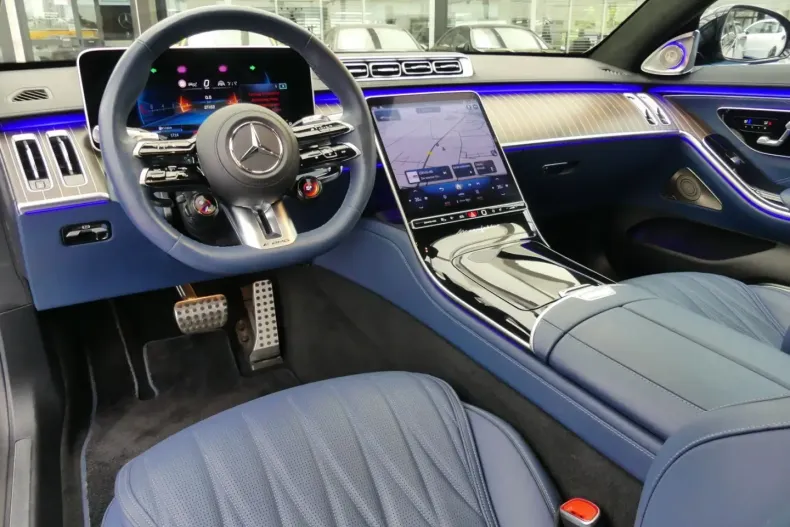 Mercedes-Benz S 63 AMG din 2024 cu 21.165 km - oferta MER163185 - foto 2