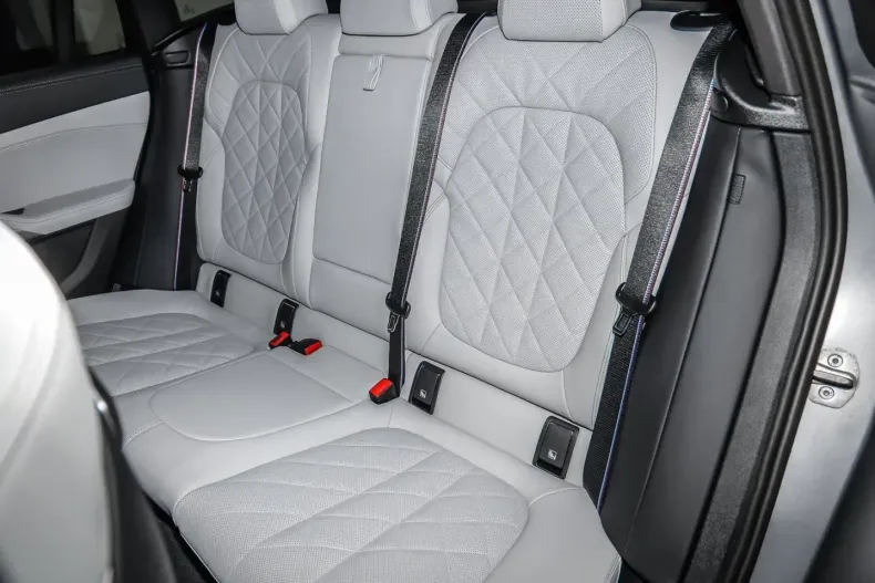 BMW X6 din 2024 cu 14.721 km - oferta BMW163193 - foto 10