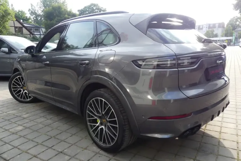 Porsche Cayenne din 2021 cu 75.340 km - oferta POR163196 - foto 26