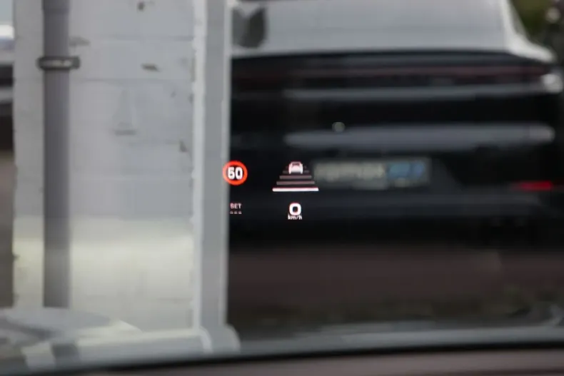 Porsche Cayenne din 2024 cu 24.000 km - oferta POR163203 - foto 28