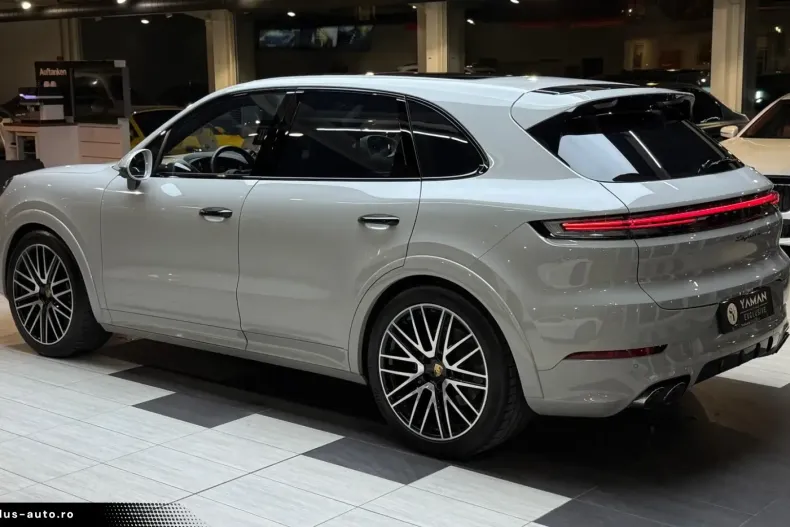 Porsche Cayenne din 2024 cu 70.000 km - oferta POR163206 - foto 9