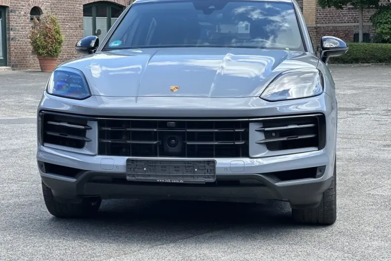 Porsche Cayenne din 2023 cu 59.250 km - oferta POR163209 - foto 8