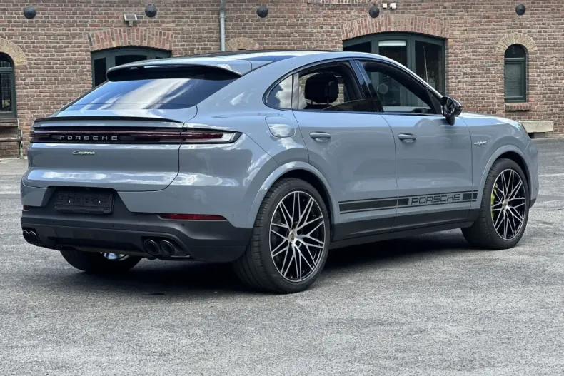 Porsche Cayenne din 2023 cu 59.250 km - oferta POR163209 - foto 25