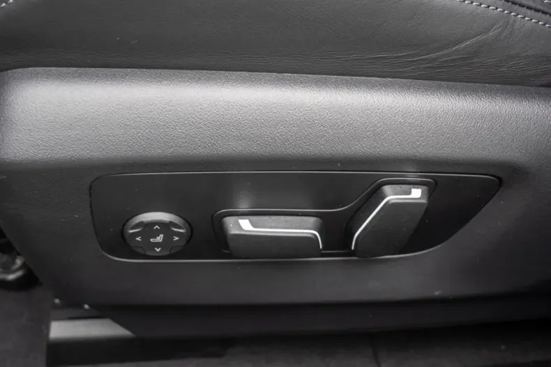 BMW M5 din 2024 cu 12.300 km - oferta BMW163210 - foto 18