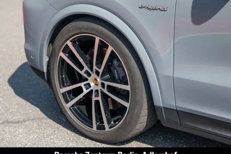 Porsche Cayenne din 2023 cu 29.550 km - oferta POR163212 - foto 12