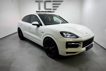 Porsche Cayenne din 2023 - oferta POR163216