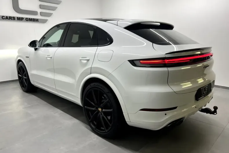 Porsche Cayenne din 2023 cu 69.900 km - oferta POR163216 - foto 8