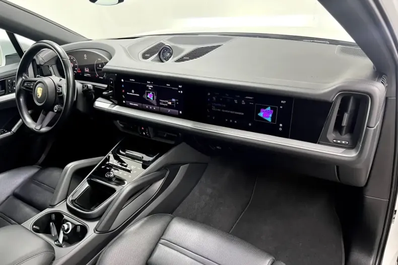 Porsche Cayenne din 2023 cu 69.900 km - oferta POR163216 - foto 12