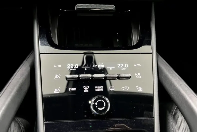 Porsche Cayenne din 2023 cu 69.900 km - oferta POR163216 - foto 19