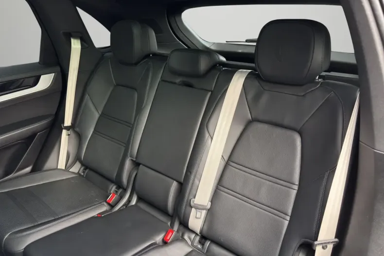 Porsche Cayenne din 2023 cu 68.100 km - oferta POR163218 - foto 12