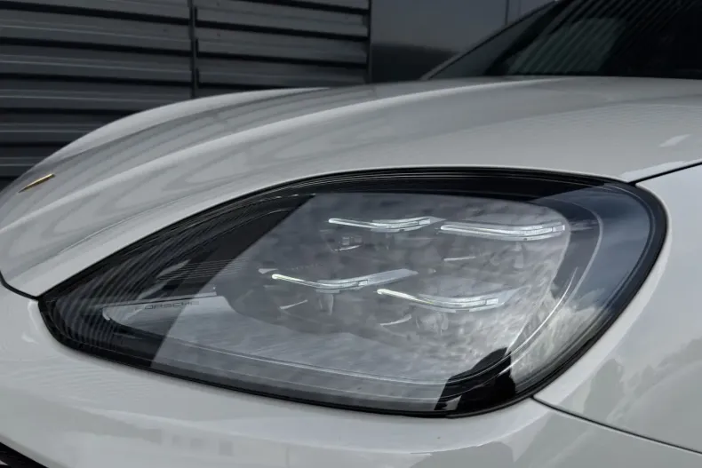 Porsche Cayenne din 2023 cu 68.100 km - oferta POR163218 - foto 25