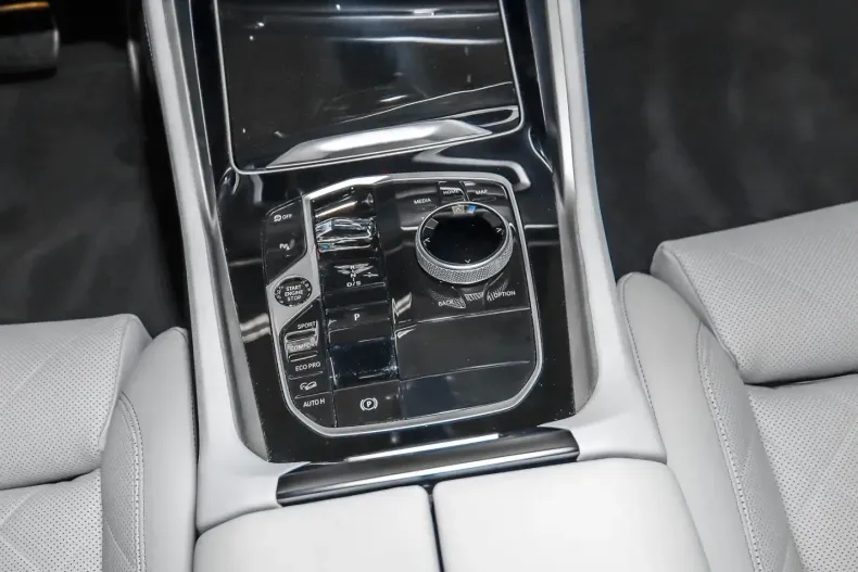 BMW X6 din 2024 cu 14.721 km - oferta BMW163223 - foto 15