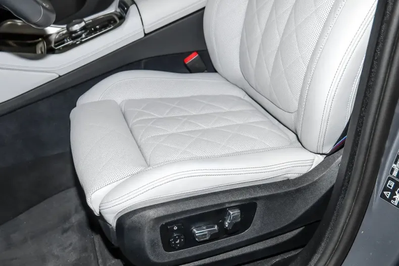 BMW X6 din 2024 cu 14.721 km - oferta BMW163223 - foto 20