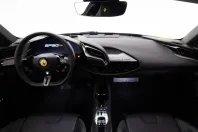 Ferrari SF90 din 2022 cu 7.300 km - oferta FER163235 - foto 8