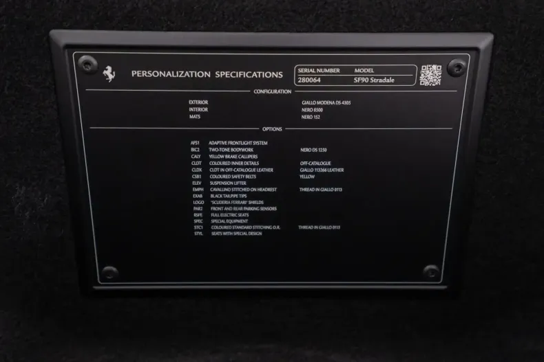 Ferrari SF90 din 2022 cu 7.300 km - oferta FER163235 - foto 10