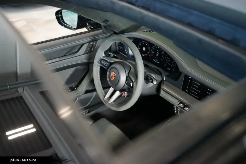 Porsche 911 din 2025 cu 5.338 km - oferta POR163241 - foto 24