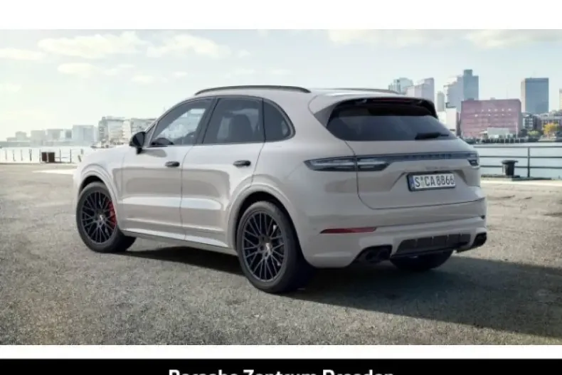 Porsche Cayenne din 2022 cu 59.000 km - oferta POR163248 - foto 3