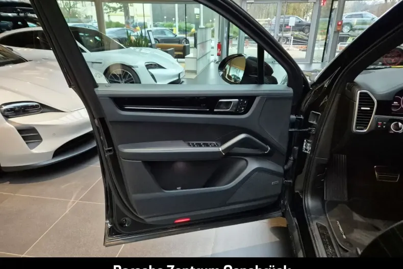 Porsche Cayenne din 2022 cu 34.000 km - oferta POR163250 - foto 12