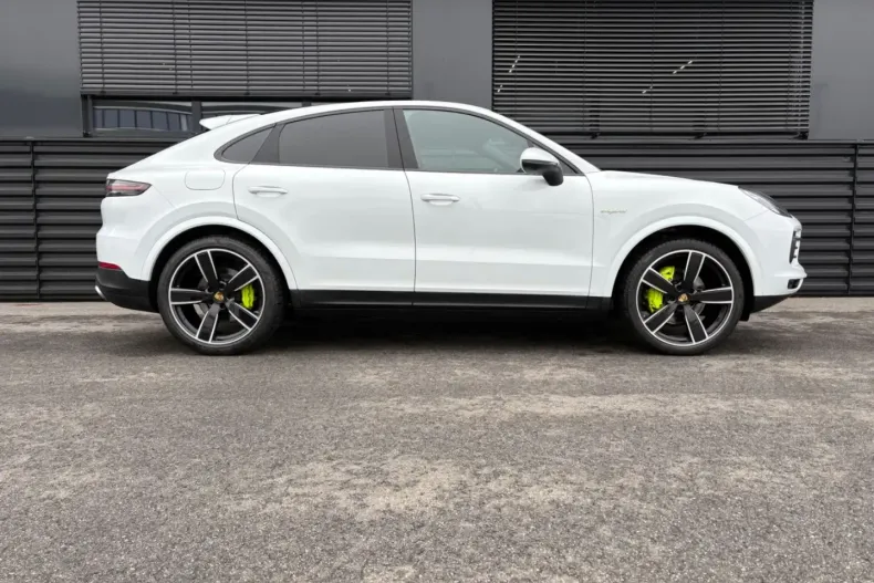 Porsche Cayenne din 2022 cu 34.700 km - oferta POR163251 - foto 2