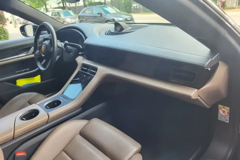 Porsche Taycan din 2020 cu 121.000 km - oferta POR163252 - foto 16