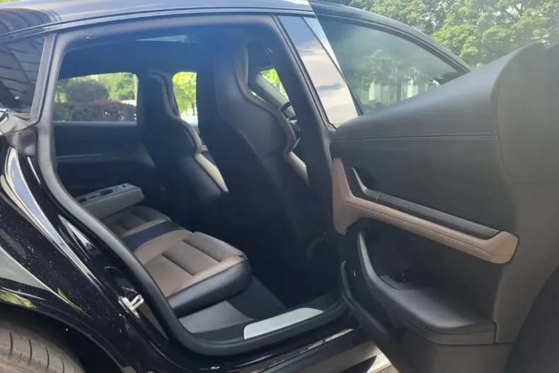 Porsche Taycan din 2020 cu 121.000 km - oferta POR163252 - foto 18