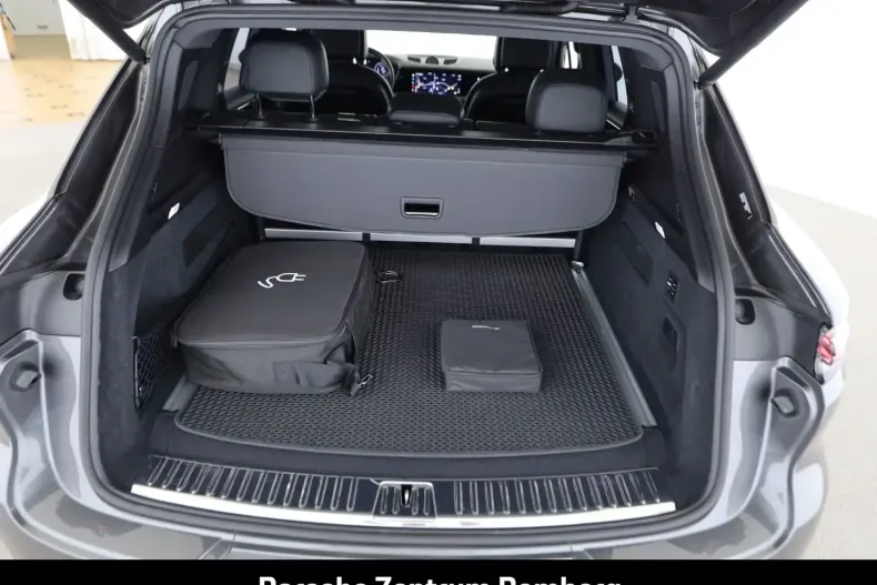 Porsche Cayenne din 2024 cu 54.900 km - oferta POR163253 - foto 9