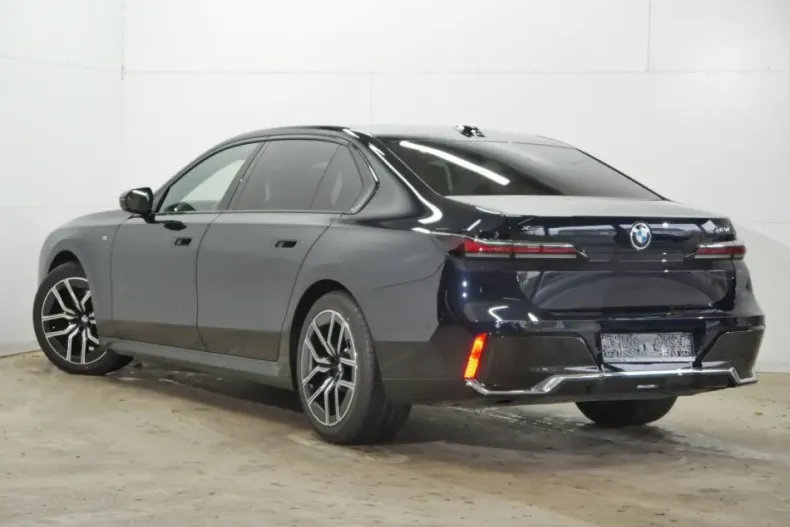 BMW 740 din 2025 cu 22.305 km - oferta BMW163255 - foto 2