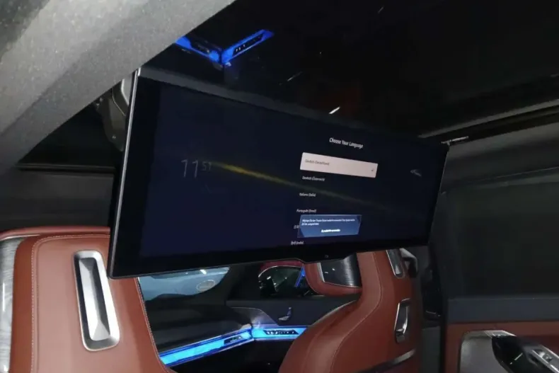 BMW 740 din 2025 cu 22.305 km - oferta BMW163255 - foto 4