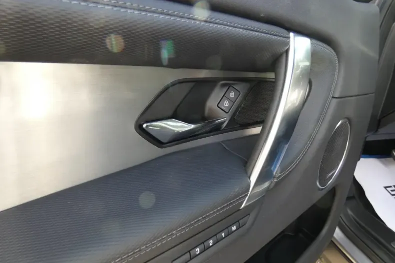 Land Rover Discovery Sport din 2024 cu 49.800 km - oferta LAN163256 - foto 24