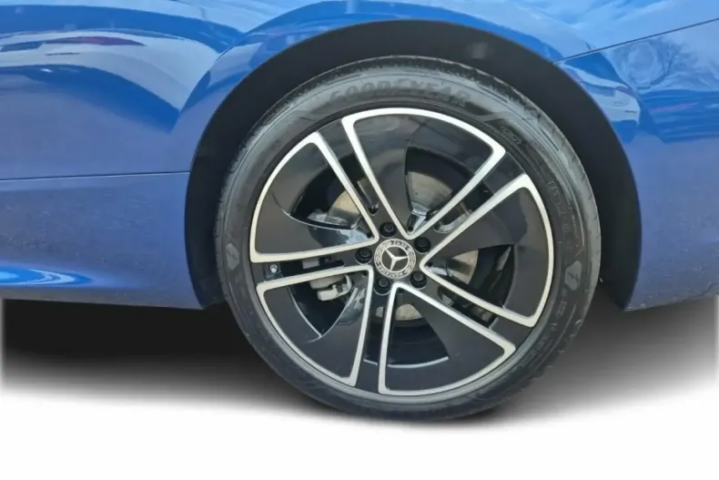 Mercedes-Benz CLE 200 din 2024 cu 5.465 km - oferta MER163263 - foto 9