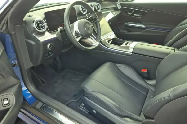 Mercedes-Benz CLE 200 din 2024 cu 5.465 km - oferta MER163263 - foto 10