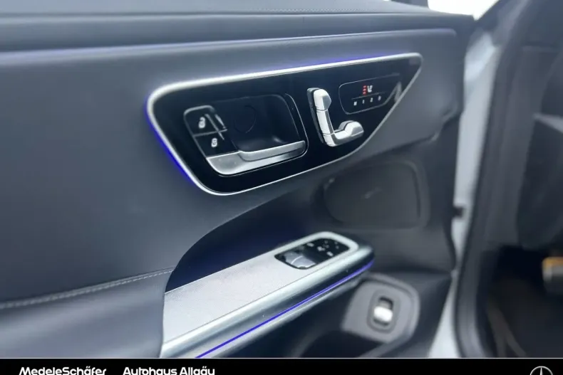 Mercedes-Benz CLE 220 din 2023 cu 27.008 km - oferta MER163267 - foto 4